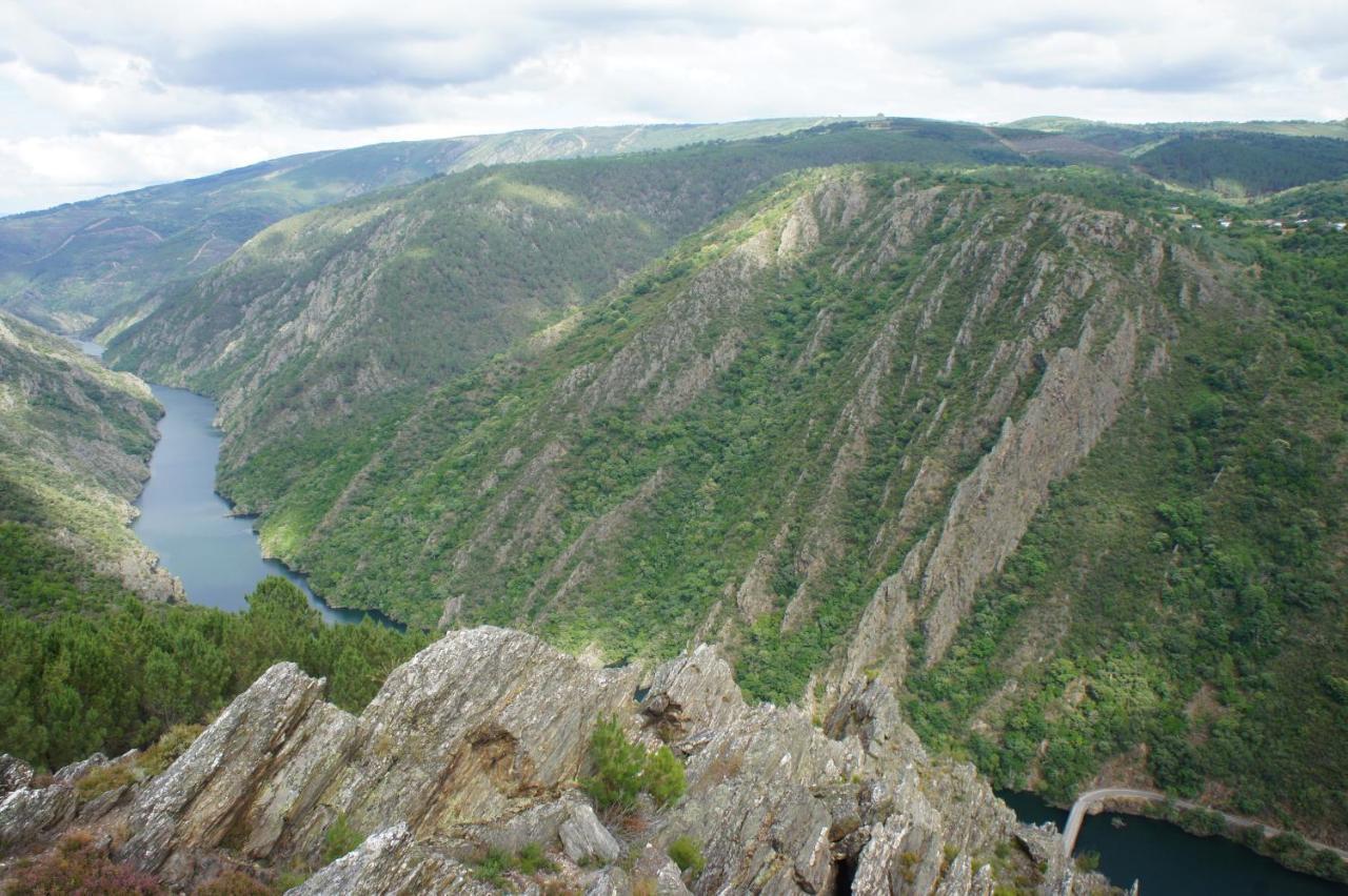 O Muino Casa Ferrador Ribeira Sacra Leilighet Barantes Eksteriør bilde